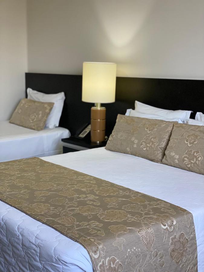 Like Ue Hotel Goiânia Eksteriør bilde