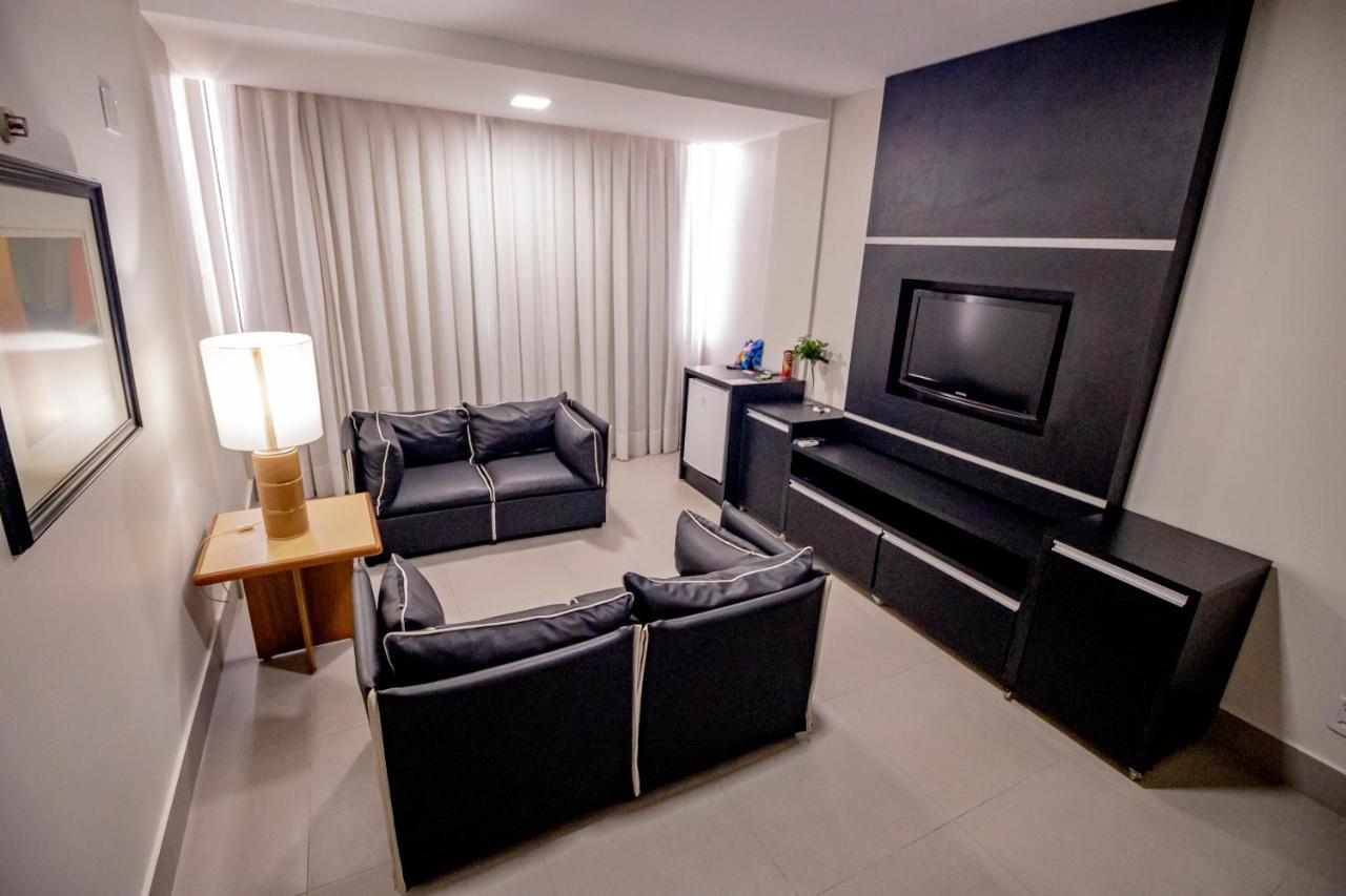 Like Ue Hotel Goiânia Eksteriør bilde