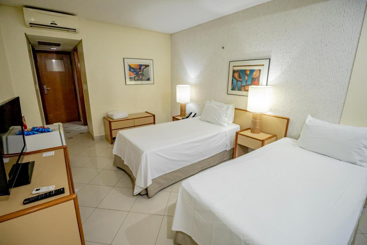 Like Ue Hotel Goiânia Eksteriør bilde