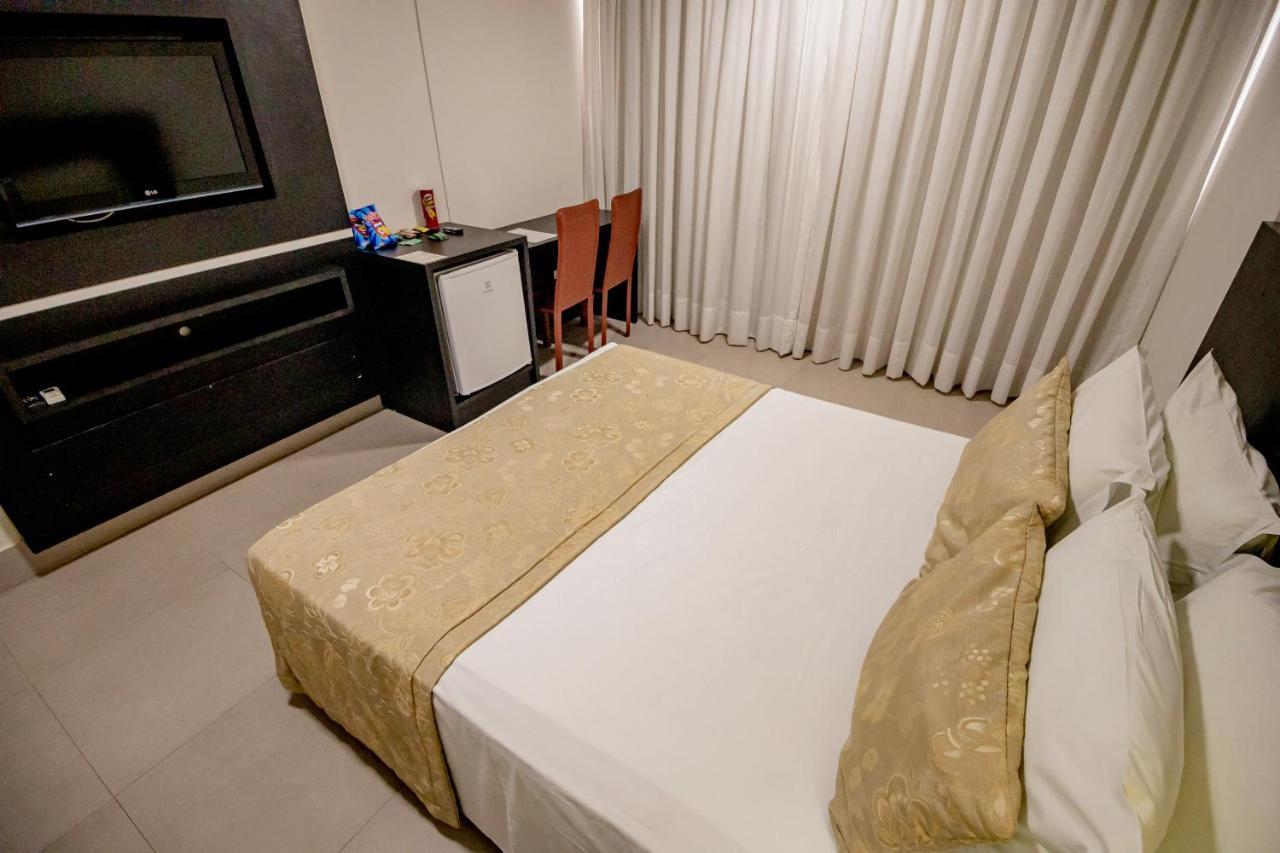 Like Ue Hotel Goiânia Eksteriør bilde