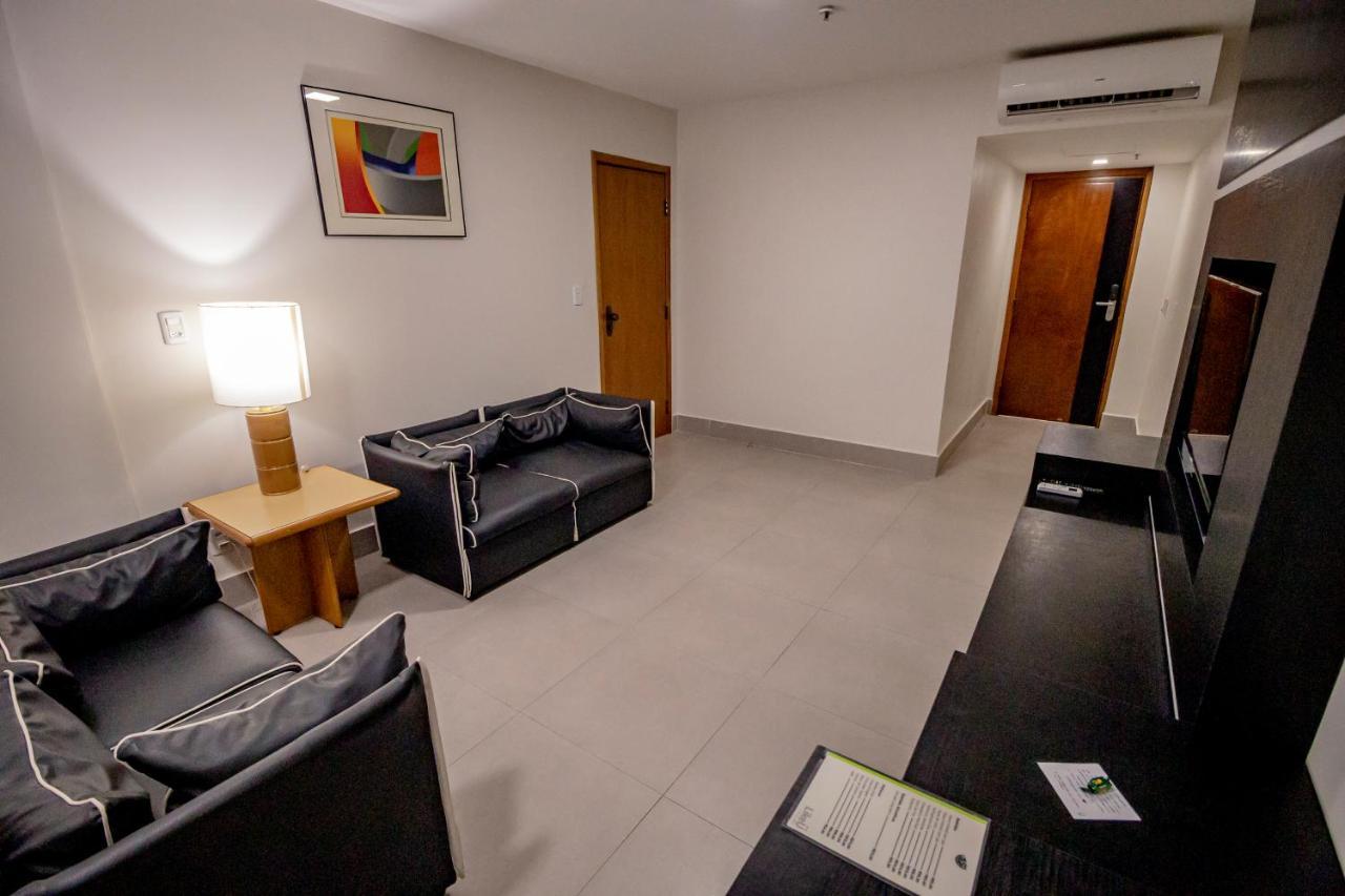 Like Ue Hotel Goiânia Eksteriør bilde